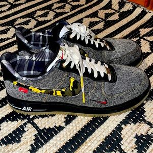 Brand new , tried them on awhile ago and never wore again😂